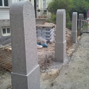 Irmgardstr.17.Betonsäulen3